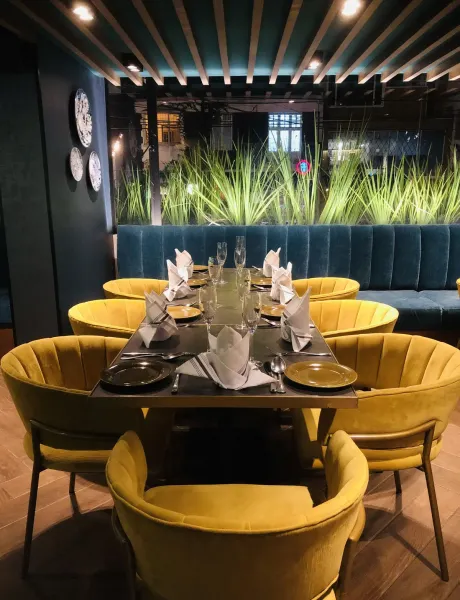 Mesa para cena íntima en De Rivero Bistró